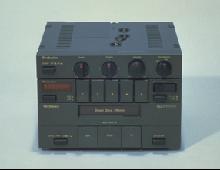 カラーテレビジョン受信機