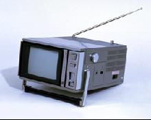 カラーテレビ受像機