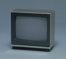 カラーテレビ受信機