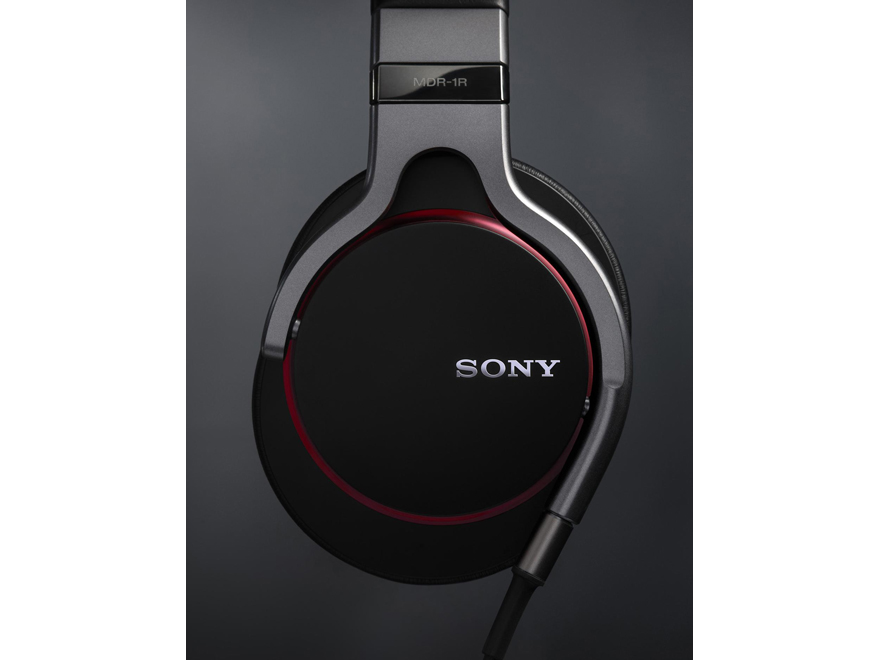 Sony MDR1RNC プレミアム ノイズキャンセリング ヘッドホン (ブラック)-