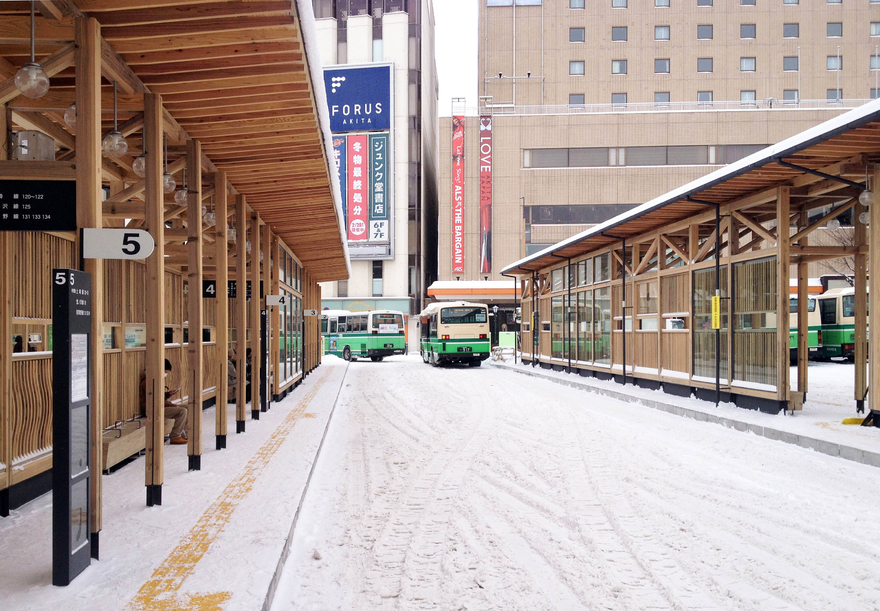 秋田 駅 西口 バス コレクション