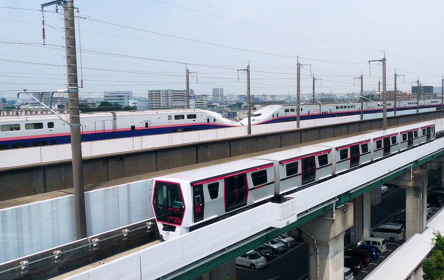 新交通システム車両