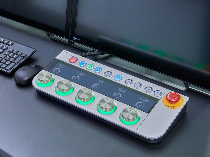 自動車試験装置・操作計測システム