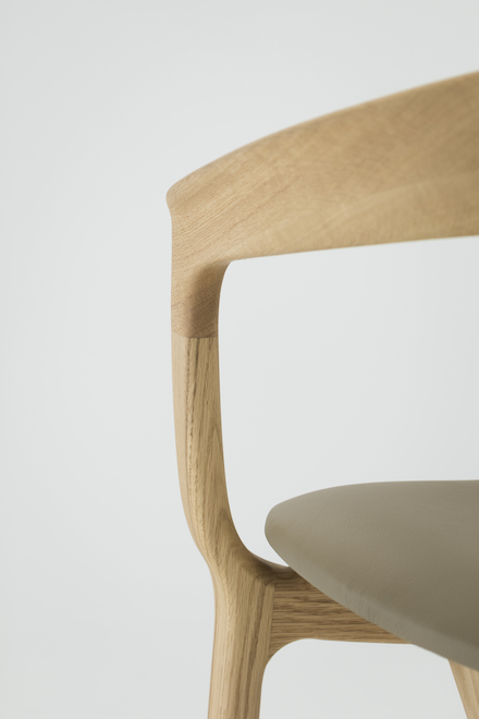 最終価格　定価27万　HUKLA MOST モストチェア　DB　革 最終価格 定価27万 HUKLA MOST モストチェア DB 革 最終価格 定価27万