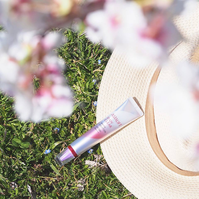 Amazon.co.jp: ASTALIFT D-UV CLEAR WHITE SOLUTION SPF50+