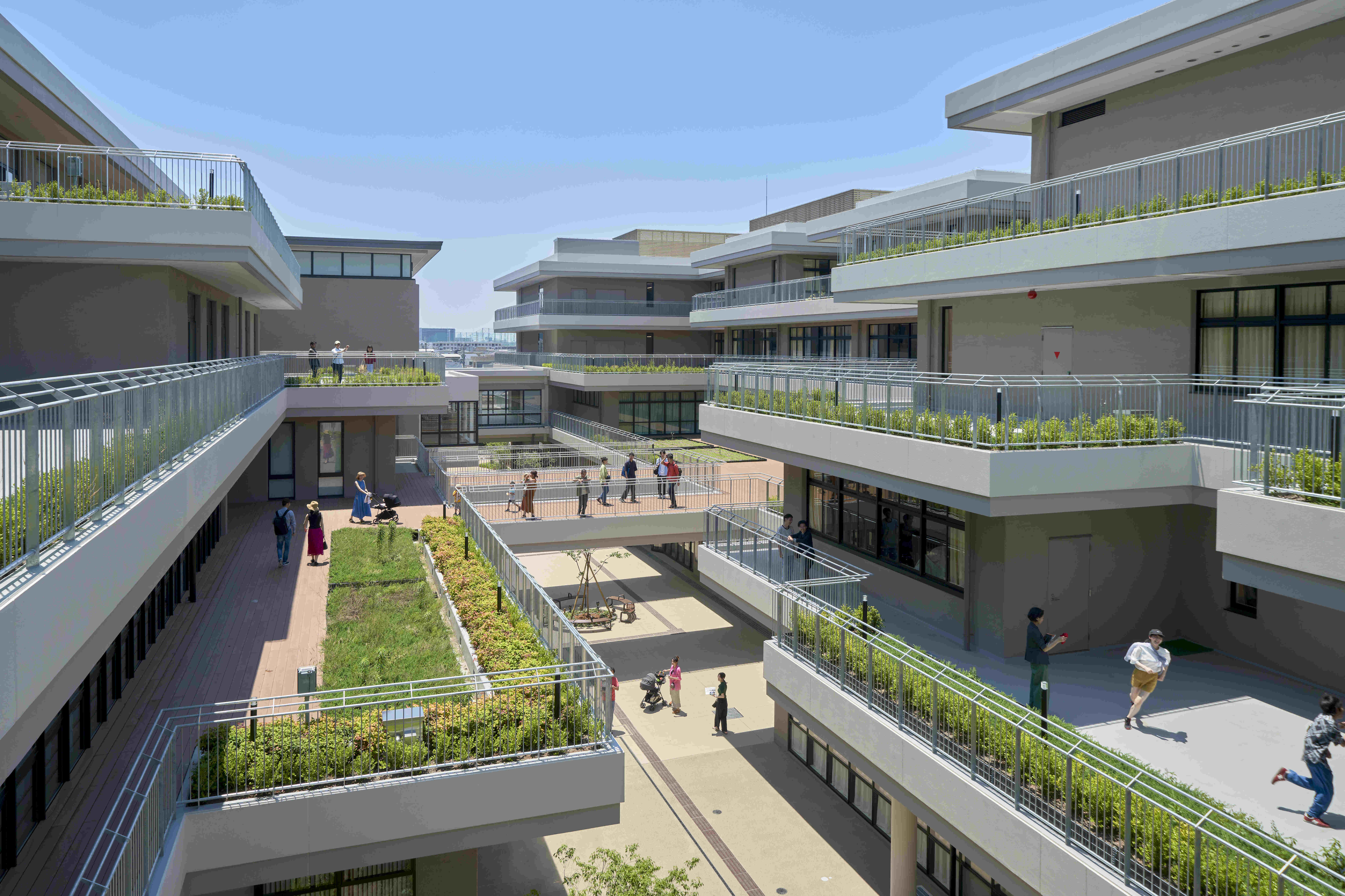 学校・複合公共施設