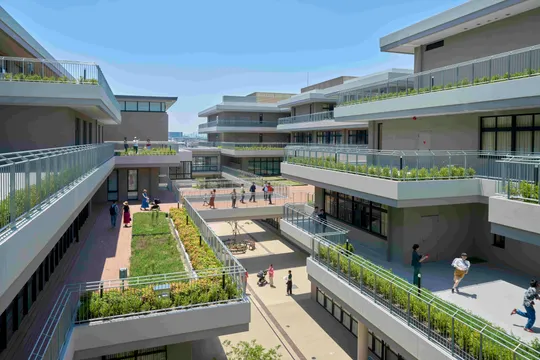 学校・複合公共施設