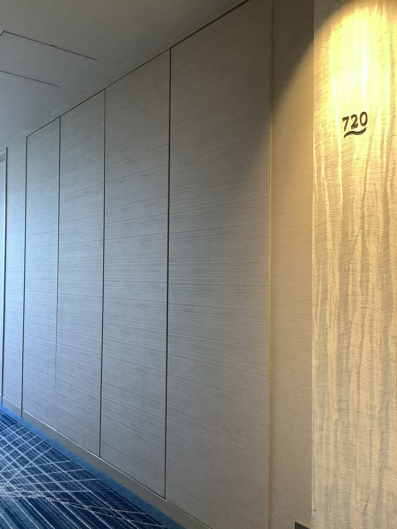 点検口用目地錠