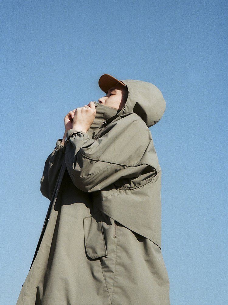 グランデサローネレインコートフランス展限定レース模様プリント撥水M〜L Lグレー 株）グランデ サローネ Grande Salone - プリントとパターンはイタリア