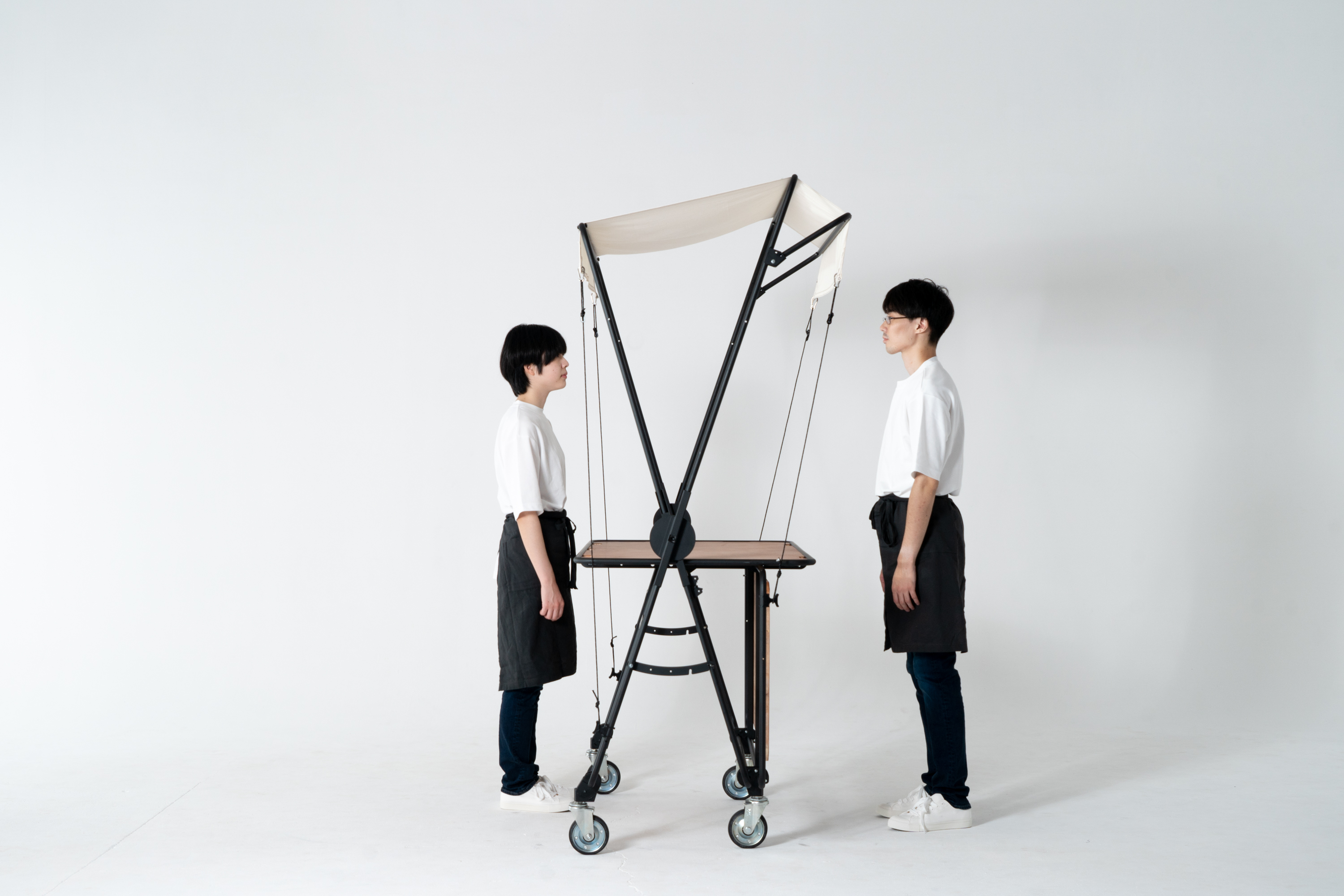 【値引中】独立式縦型什器セット　小物やアクセサリー等の販売用　フリマ　マルシェ 屋台販売台 ビュッフェ ディスプレイショーケース マルシェワゴン レジ