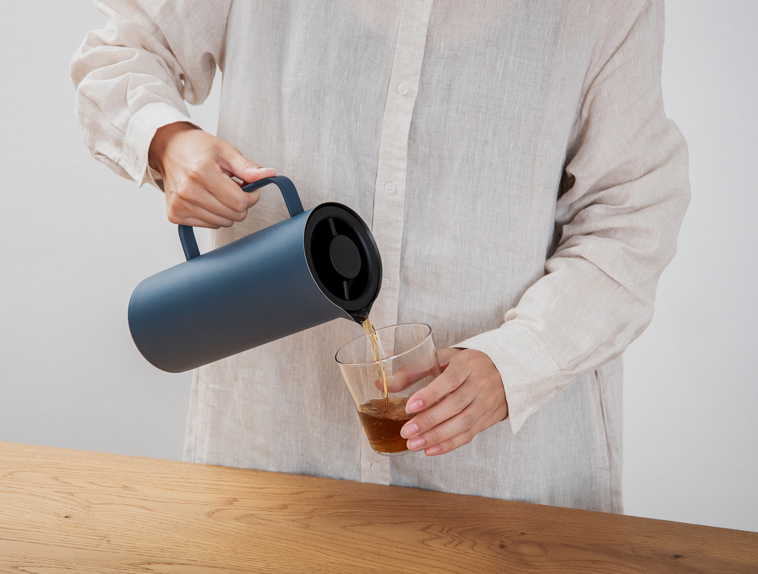 清時代，七宝焼，掐丝珐琅，中国，装飾的な金属製ポット 2025年最新】中国 ハンドメイド・手芸 清時代，七宝焼，掐丝珐琅