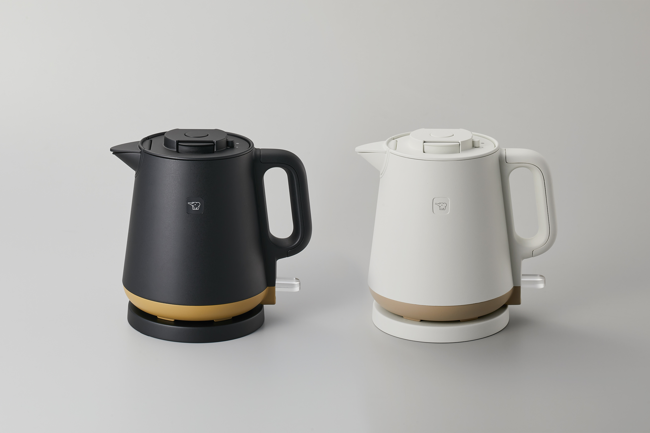 新品　ステンレス ケトル GOOD DESIGN 電気ケトル